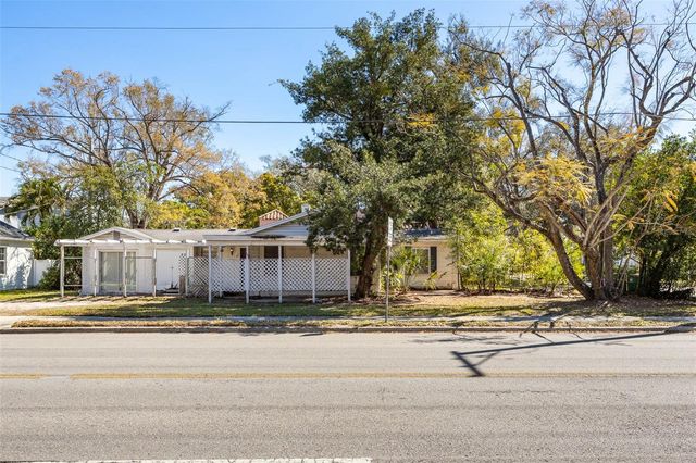 2627 W WATROUS AVENUE, Tampa, FL 33629