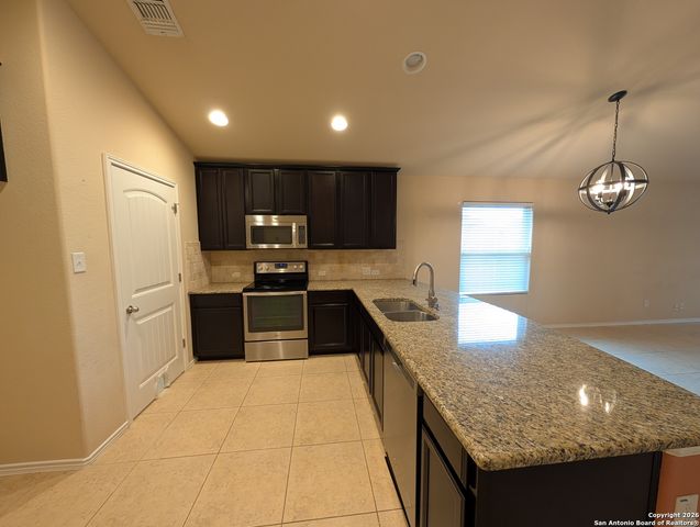 10418 Brisbane River, Converse, TX 78109