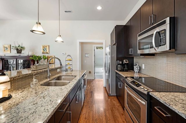 391 Monroe St, Nashville, TN 37208