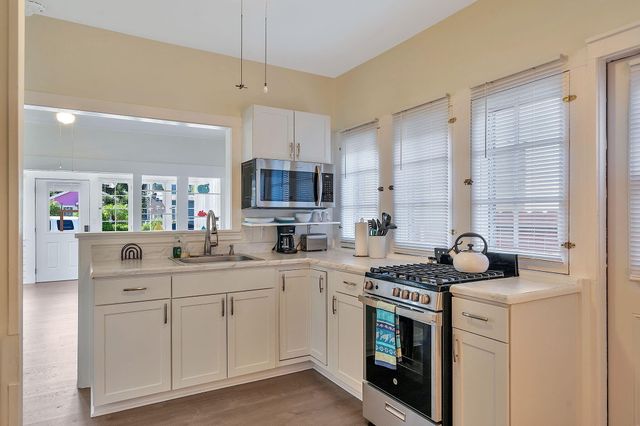 118 S J Street, Lake Worth Beach, FL 33460