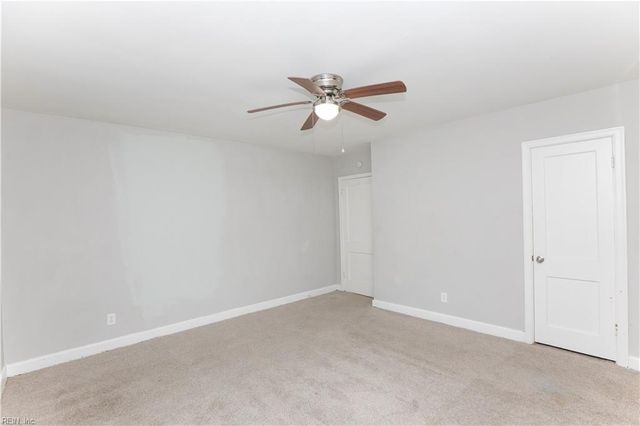 1424 E Ocean View Ave Apt A, Norfolk, VA 23503