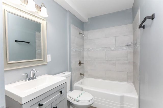 1424 E Ocean View Ave Apt A, Norfolk, VA 23503