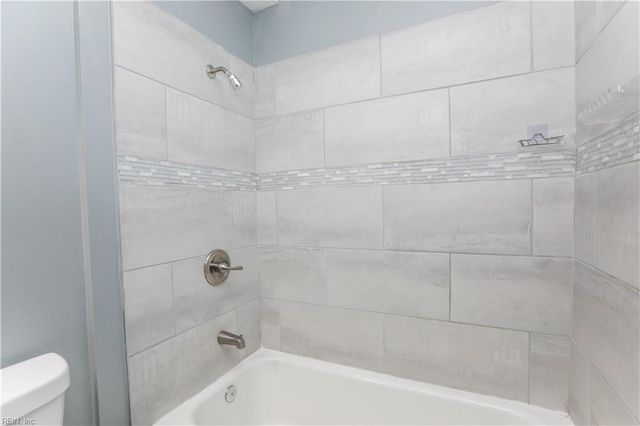 1424 E Ocean View Ave Apt A, Norfolk, VA 23503