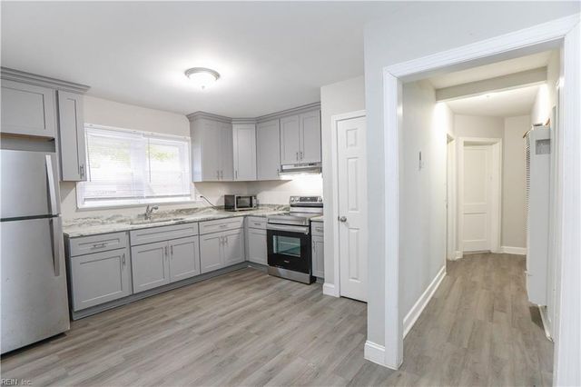 1424 E Ocean View Ave Apt A, Norfolk, VA 23503