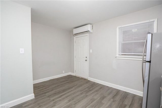 1424 E Ocean View Ave Apt A, Norfolk, VA 23503