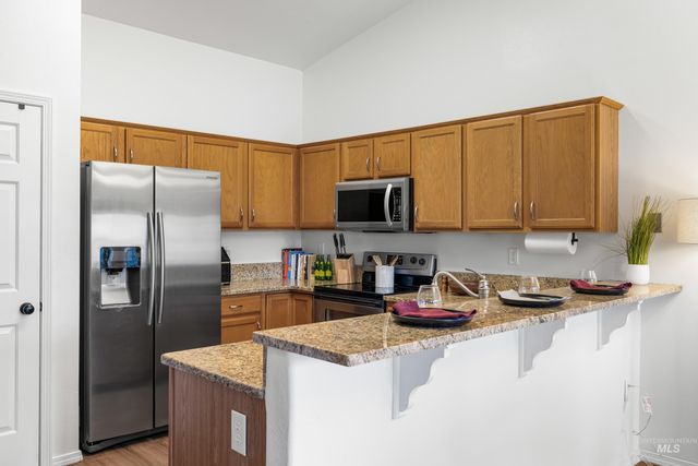 11956 W Driftwood Ct, Boise, ID 83713