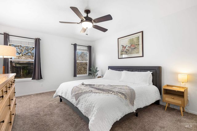 11956 W Driftwood Ct, Boise, ID 83713