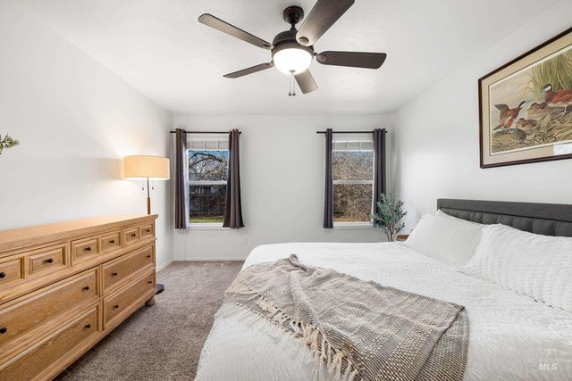 11956 W Driftwood Ct, Boise, ID 83713