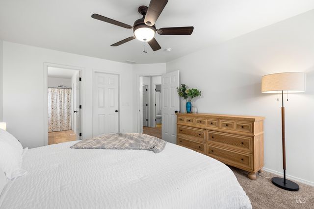 11956 W Driftwood Ct, Boise, ID 83713