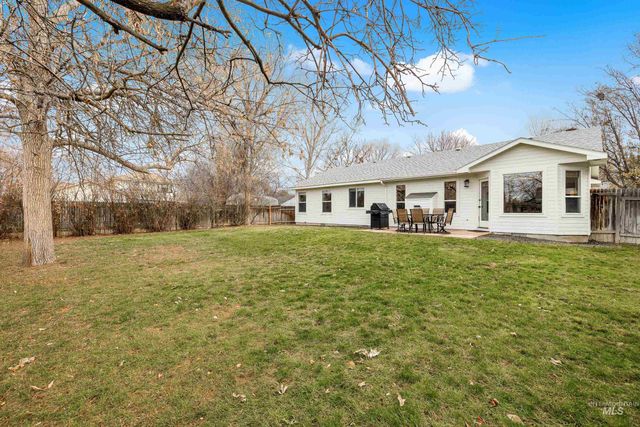 11956 W Driftwood Ct, Boise, ID 83713