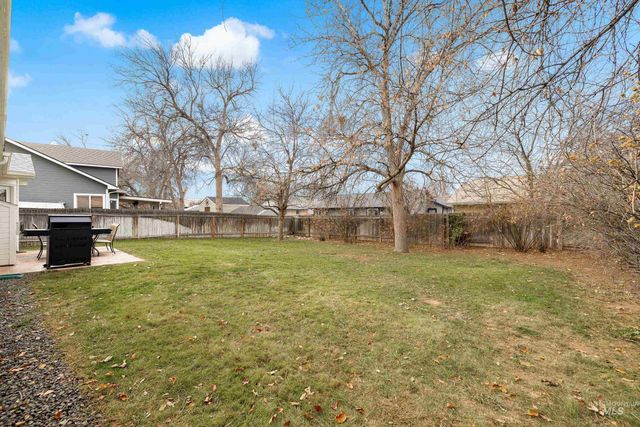 11956 W Driftwood Ct, Boise, ID 83713