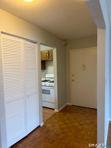 71 East Broadway A, Milford, CT 06460