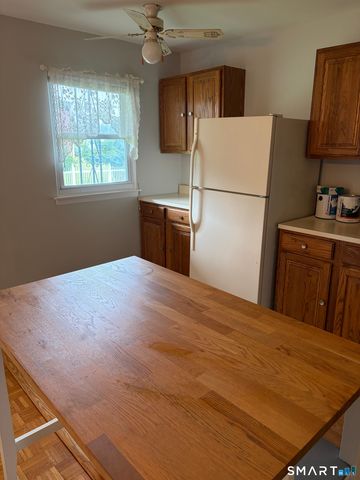 71 East Broadway A, Milford, CT 06460