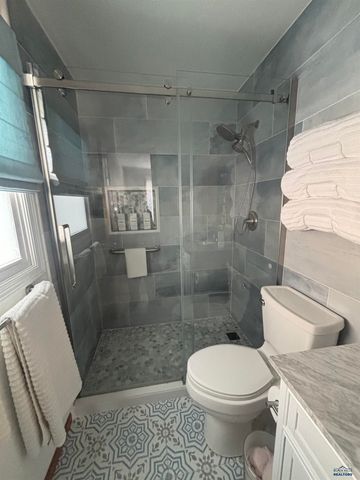 3513 CHAPEL VALLEY RD, Rapid City, SD 57702