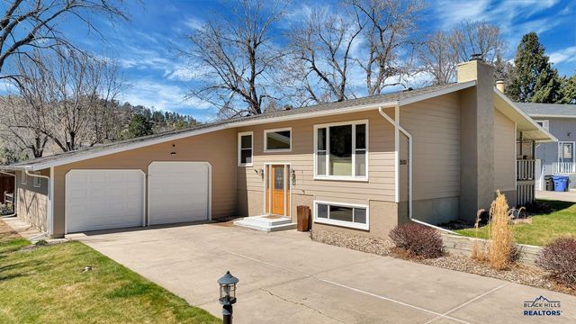 3513 CHAPEL VALLEY RD, Rapid City, SD 57702
