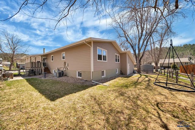 3513 CHAPEL VALLEY RD, Rapid City, SD 57702