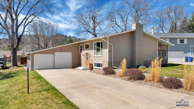 3513 CHAPEL VALLEY RD, Rapid City, SD 57702
