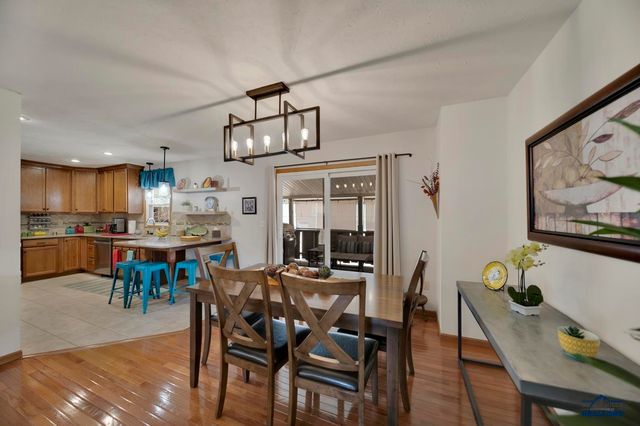 3513 CHAPEL VALLEY RD, Rapid City, SD 57702