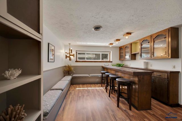 3513 CHAPEL VALLEY RD, Rapid City, SD 57702