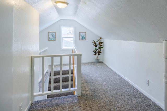 1076 Wilson Avenue, Saint Paul, MN 55106