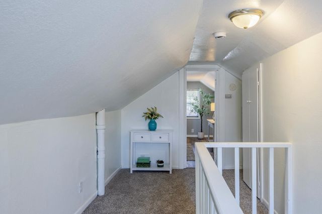 1076 Wilson Avenue, Saint Paul, MN 55106