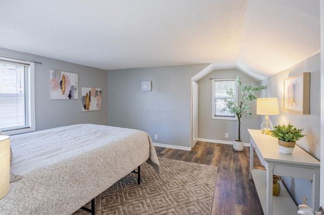 1076 Wilson Avenue, Saint Paul, MN 55106