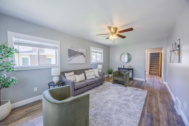 1076 Wilson Avenue, Saint Paul, MN 55106
