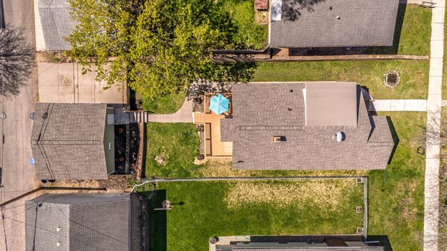 1076 Wilson Avenue, Saint Paul, MN 55106