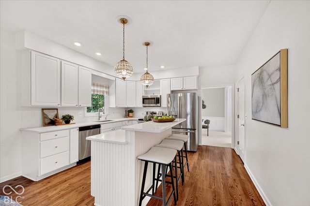 5786 Gyrfalcon Place, Carmel, IN 46033