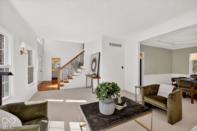 5786 Gyrfalcon Place, Carmel, IN 46033