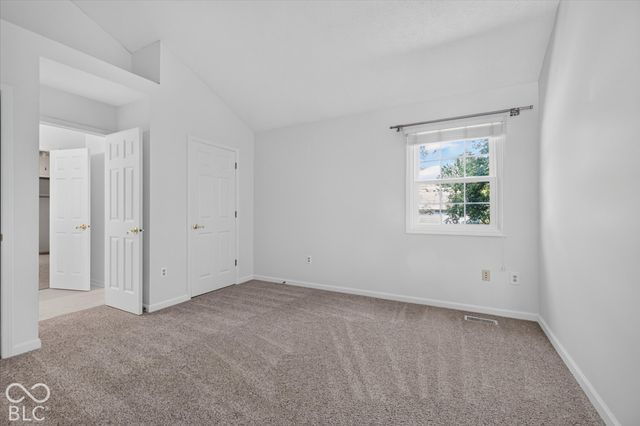 5786 Gyrfalcon Place, Carmel, IN 46033