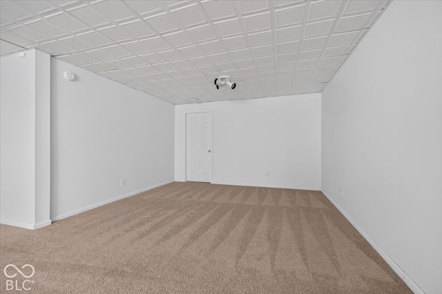 5786 Gyrfalcon Place, Carmel, IN 46033