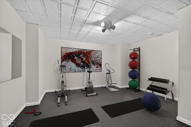 5786 Gyrfalcon Place, Carmel, IN 46033