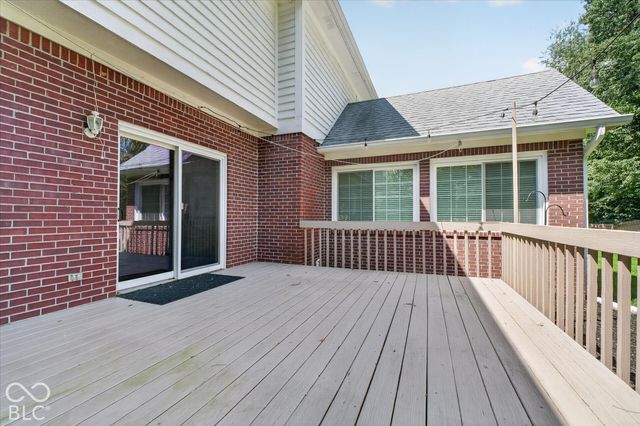 5786 Gyrfalcon Place, Carmel, IN 46033