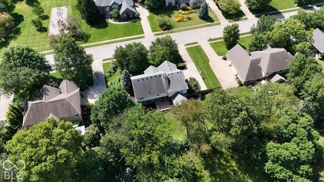 5786 Gyrfalcon Place, Carmel, IN 46033