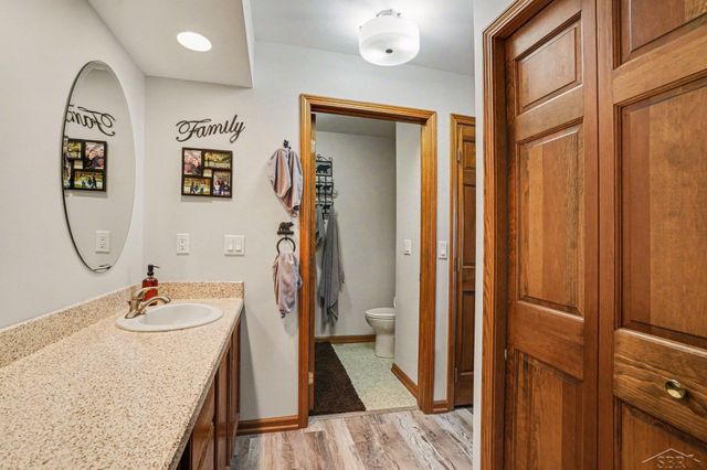 8233 Midland Road, Freeland, MI 48623