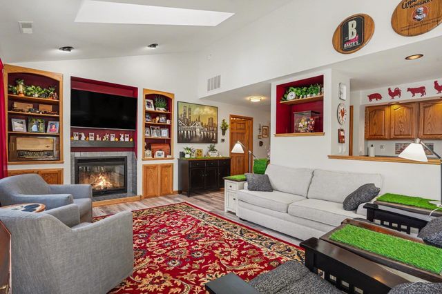 8233 Midland Road, Freeland, MI 48623