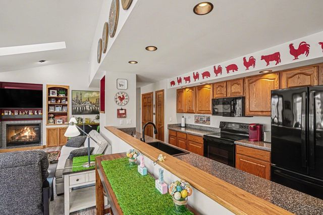 8233 Midland Road, Freeland, MI 48623