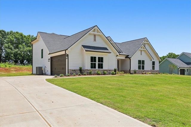 131 Maney Drive, Statham, GA 30666