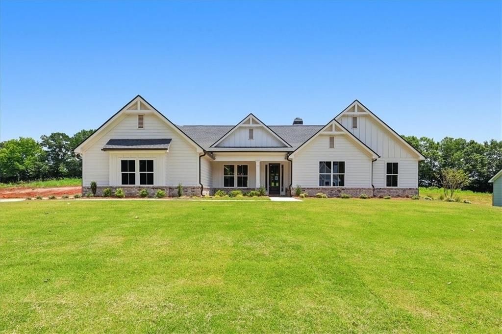 131 Maney Drive, Statham, GA 30666
