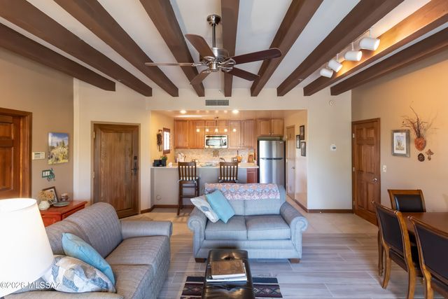 3662 W Placita Del Correcaminos, Tucson, AZ 85745