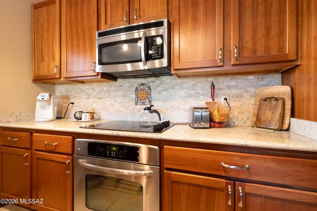 3662 W Placita Del Correcaminos, Tucson, AZ 85745