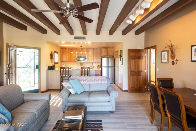 3662 W Placita Del Correcaminos, Tucson, AZ 85745