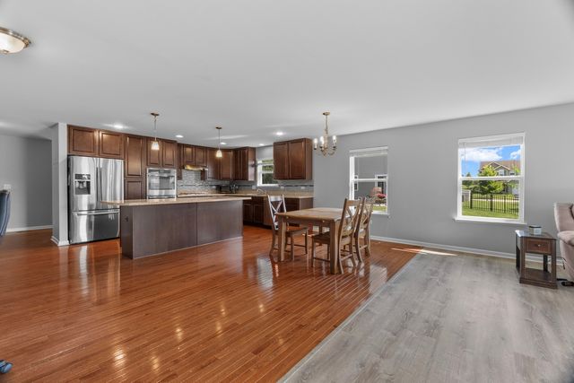 409 Rockfish Street, Joliet, IL 60431