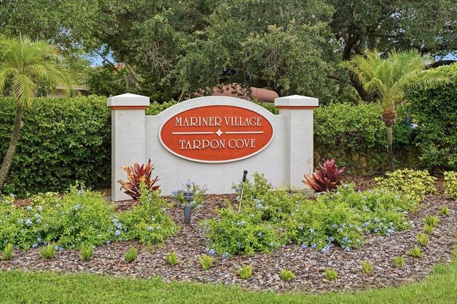 401 MARINER DRIVE 401, Tarpon Springs, FL 34689