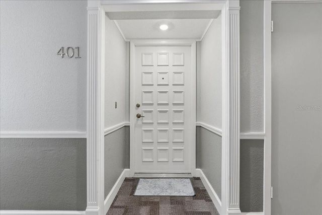 401 MARINER DRIVE 401, Tarpon Springs, FL 34689