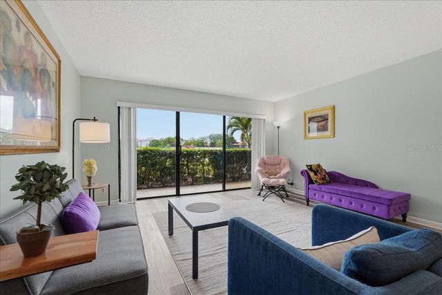 401 MARINER DRIVE 401, Tarpon Springs, FL 34689