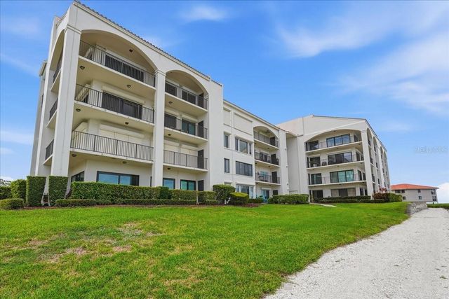 401 MARINER DRIVE 401, Tarpon Springs, FL 34689