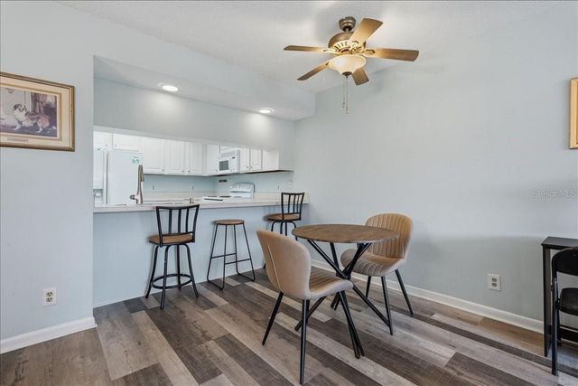 401 MARINER DRIVE 401, Tarpon Springs, FL 34689