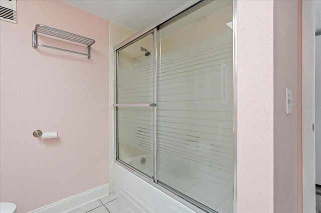 401 MARINER DRIVE 401, Tarpon Springs, FL 34689